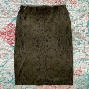 NWT Snake Print Pencil Skirt S